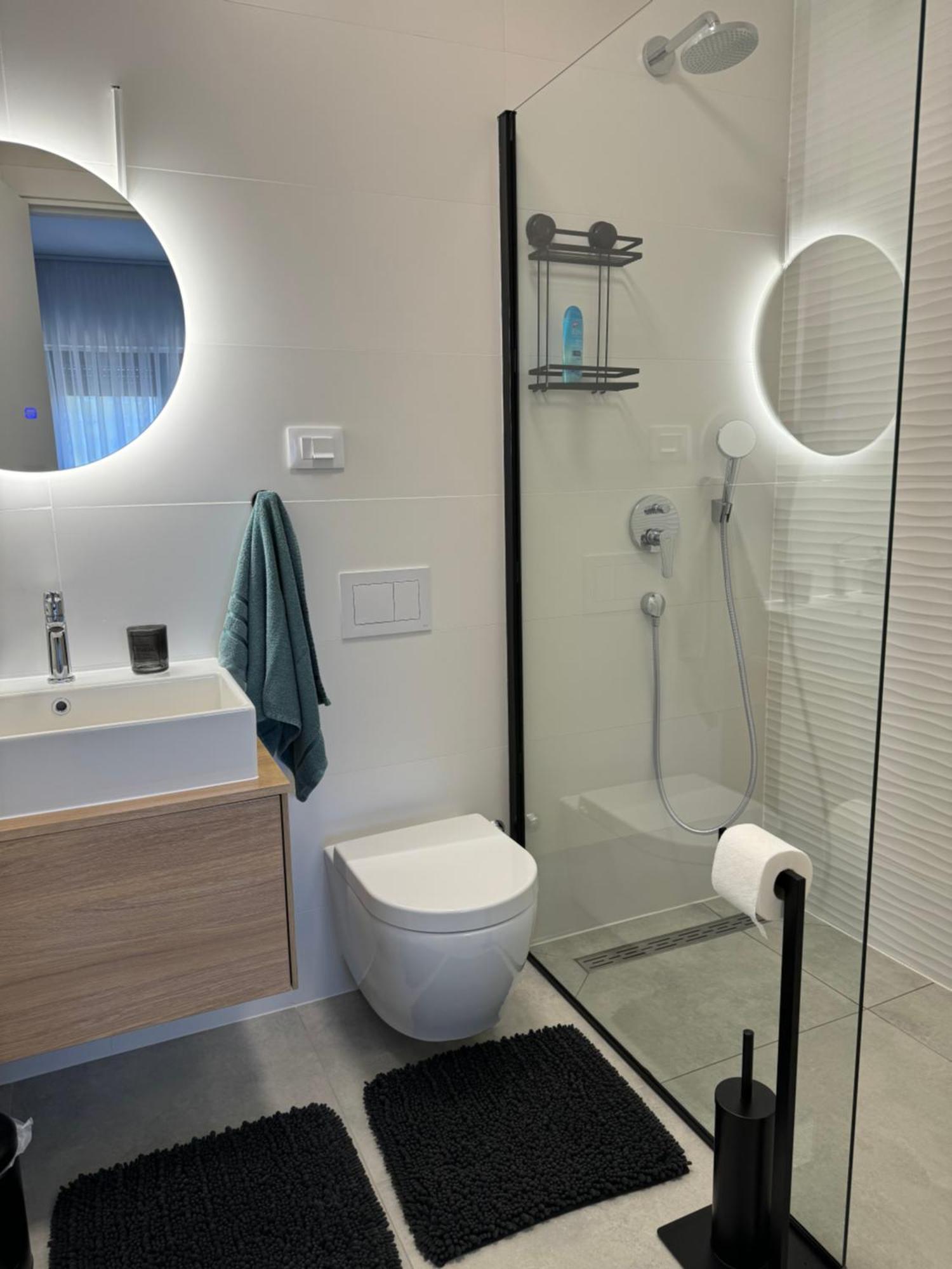 Capsula Luxury Apartment อูมัค ภายนอก รูปภาพ